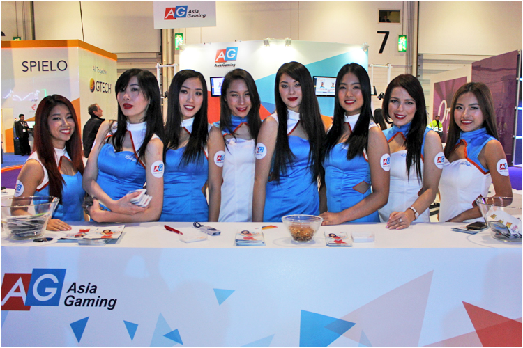 chinese speaking hostesses